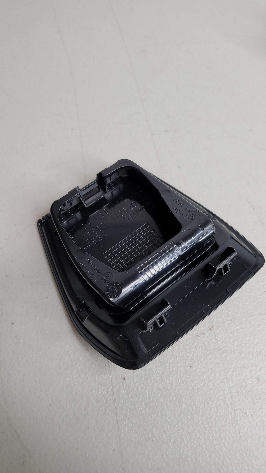 0 Seat BMW 3 F30 F80 Rear Child Isofix Cover Trim Black Lid Panel 112520-10 image 3
