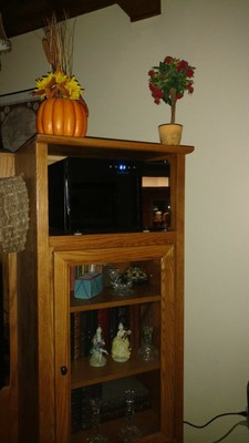 Nutrichef Thermoelectric 8 Bottle Wine Cooler Refrigerator | Red, W... BRAND NEW