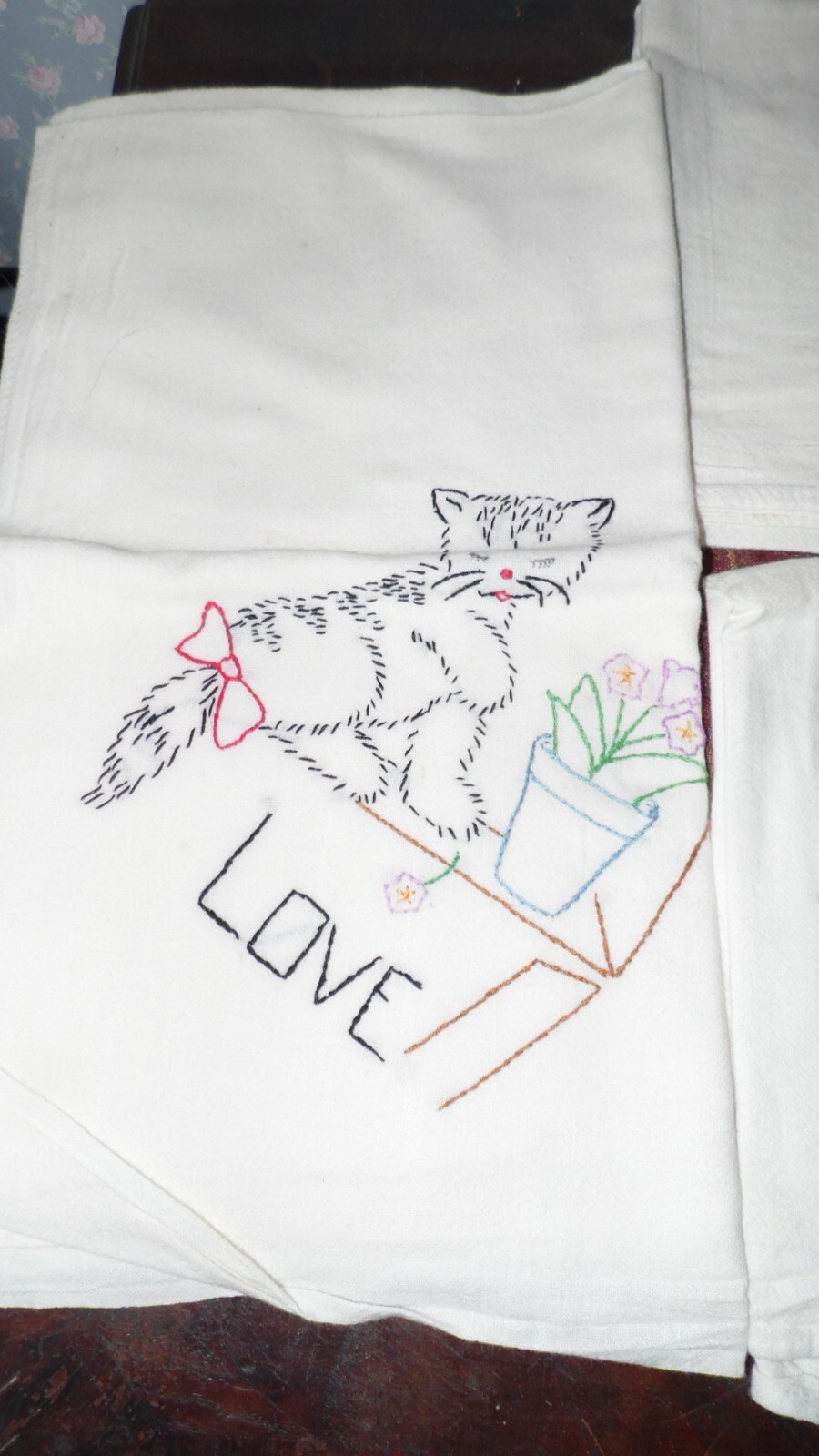 VINTAGE 50'S EMBROIDERED CATS TEA TOWELS LOVE WEDDING PROPOSAL GIRL BOY 7 PC SET