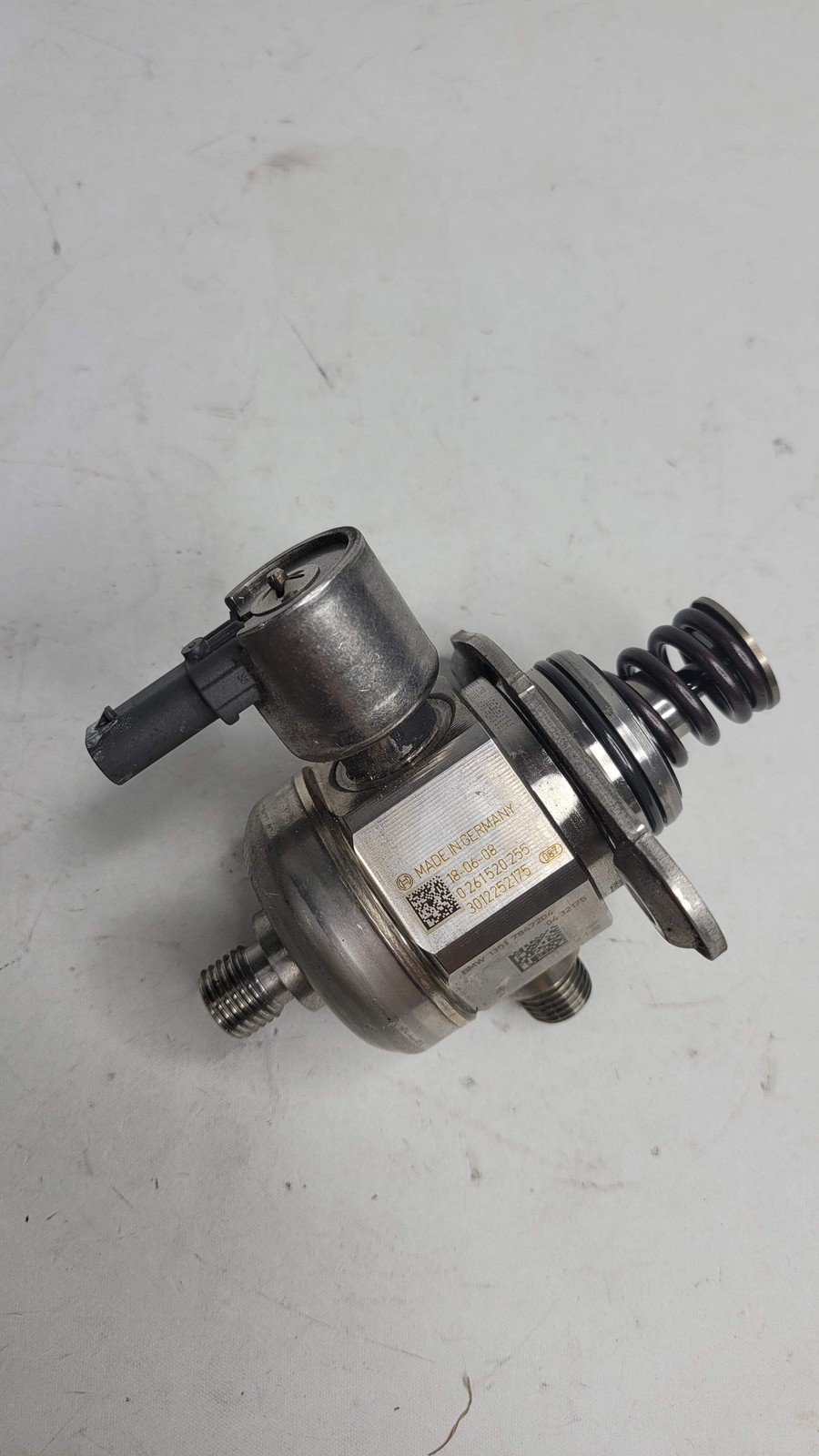 BMW M4 F87 F80 F82 F83 High-Pressure High Pressure Pump 7847204