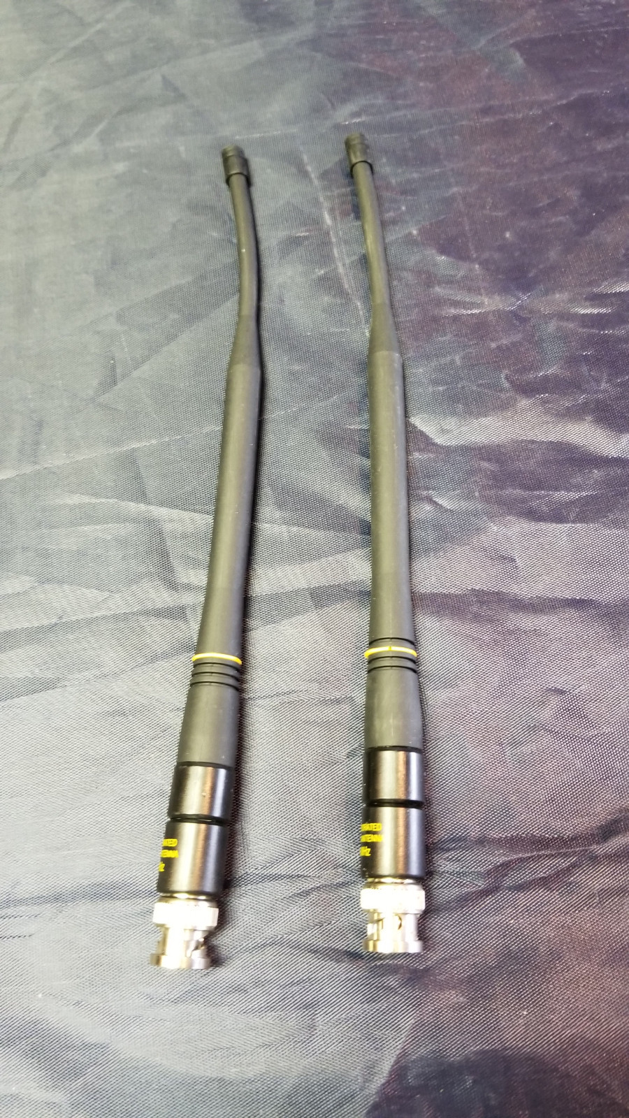 Shure UA820C  ½ Wave Omnidirectional Receiver Antenna 662-698 MHz (Sold as Pair)