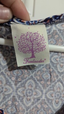 Freeloader Mosaic V Neck Tank Top Women s size Small  Made in USA