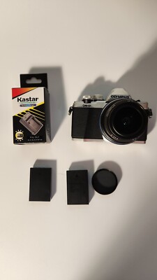 Olympus OM-D E-M10ii Silver 16.1 MP Digital Camera w/14-42mm Lens 2 Batteries