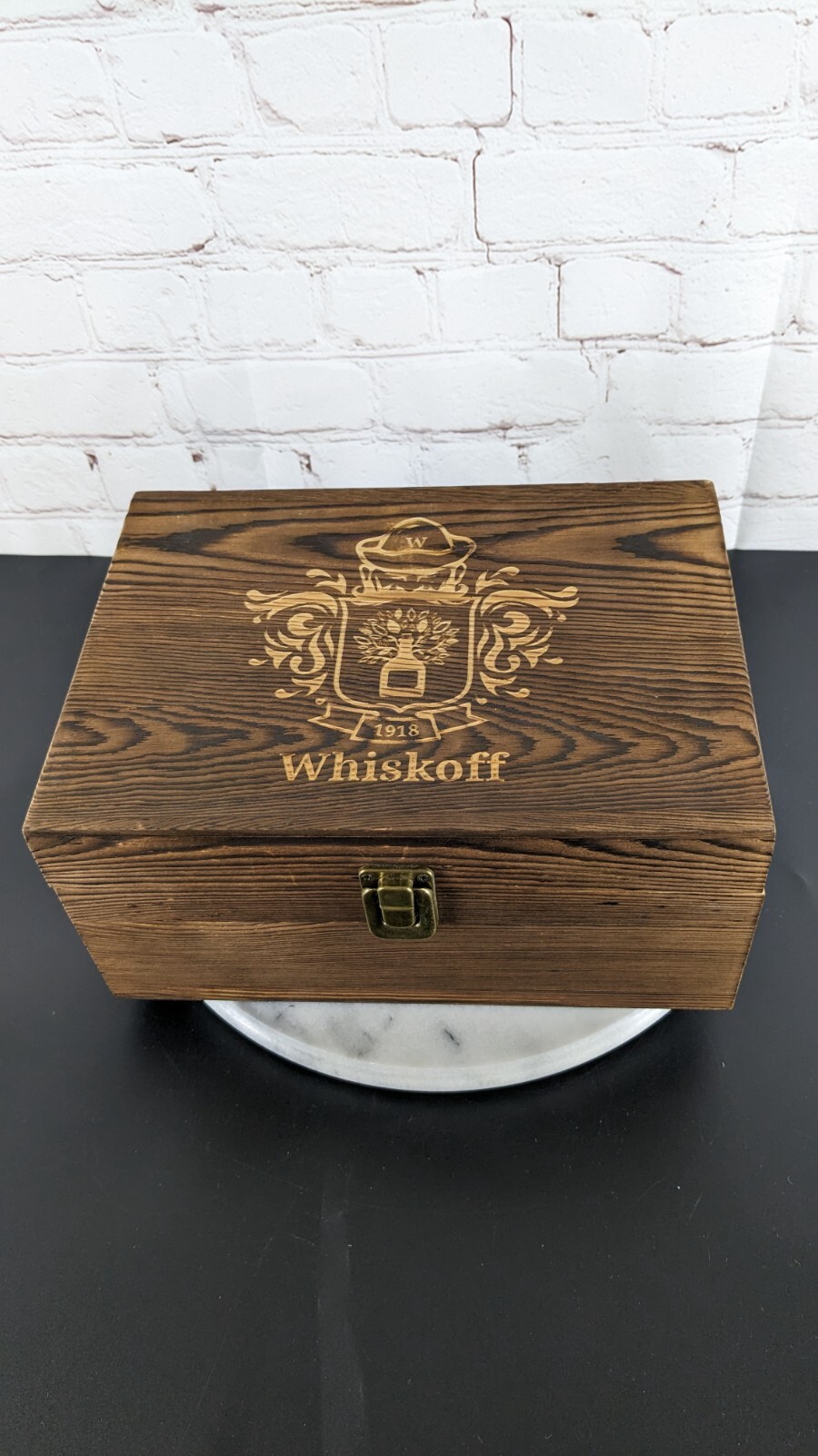 Whiskoff 1918 Whiskey Gift Set in Wooden Box VGC | eBay Whiskoff 1918 Whiskey Gift Set in Wooden Box VGC | eBay