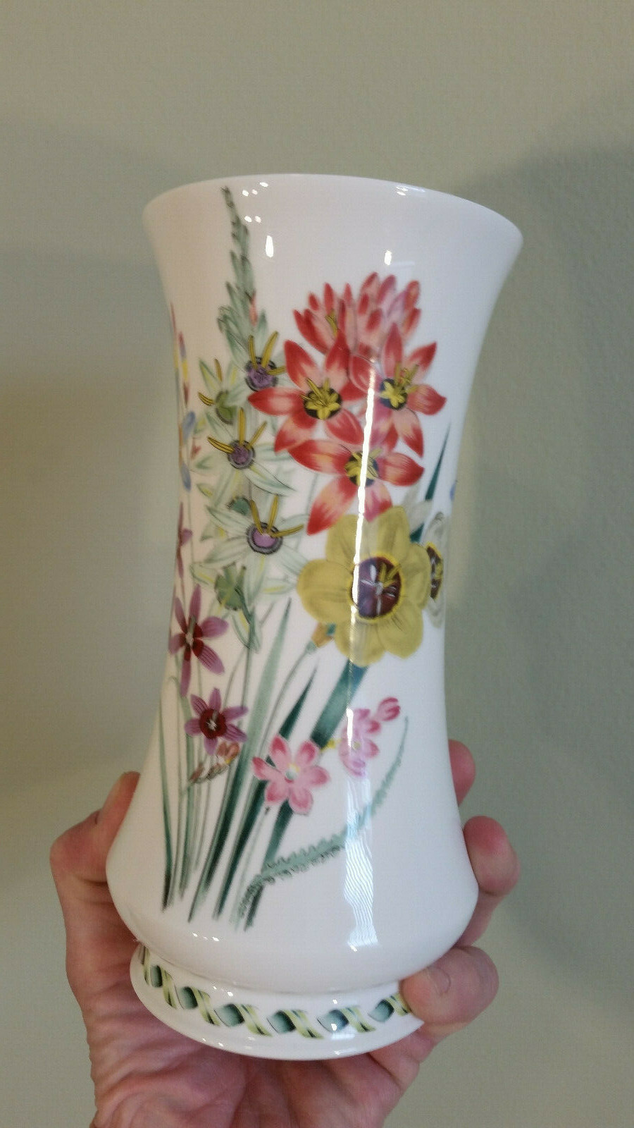 NEW Portmeirion Vase Ladies Flower Garden 'Kyoto Vase' Susan Williams-Ellis 8