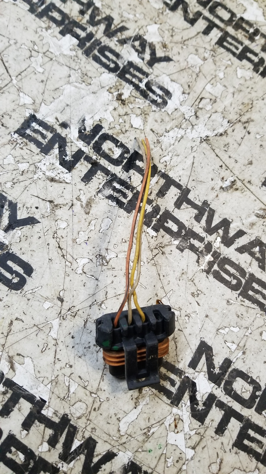 4PIN 3 WIRE ENGINE HARNESS PIGTAIL 2005-2006 Chevy Gmc Duramax Diesel LLY - Picture 4 of 5