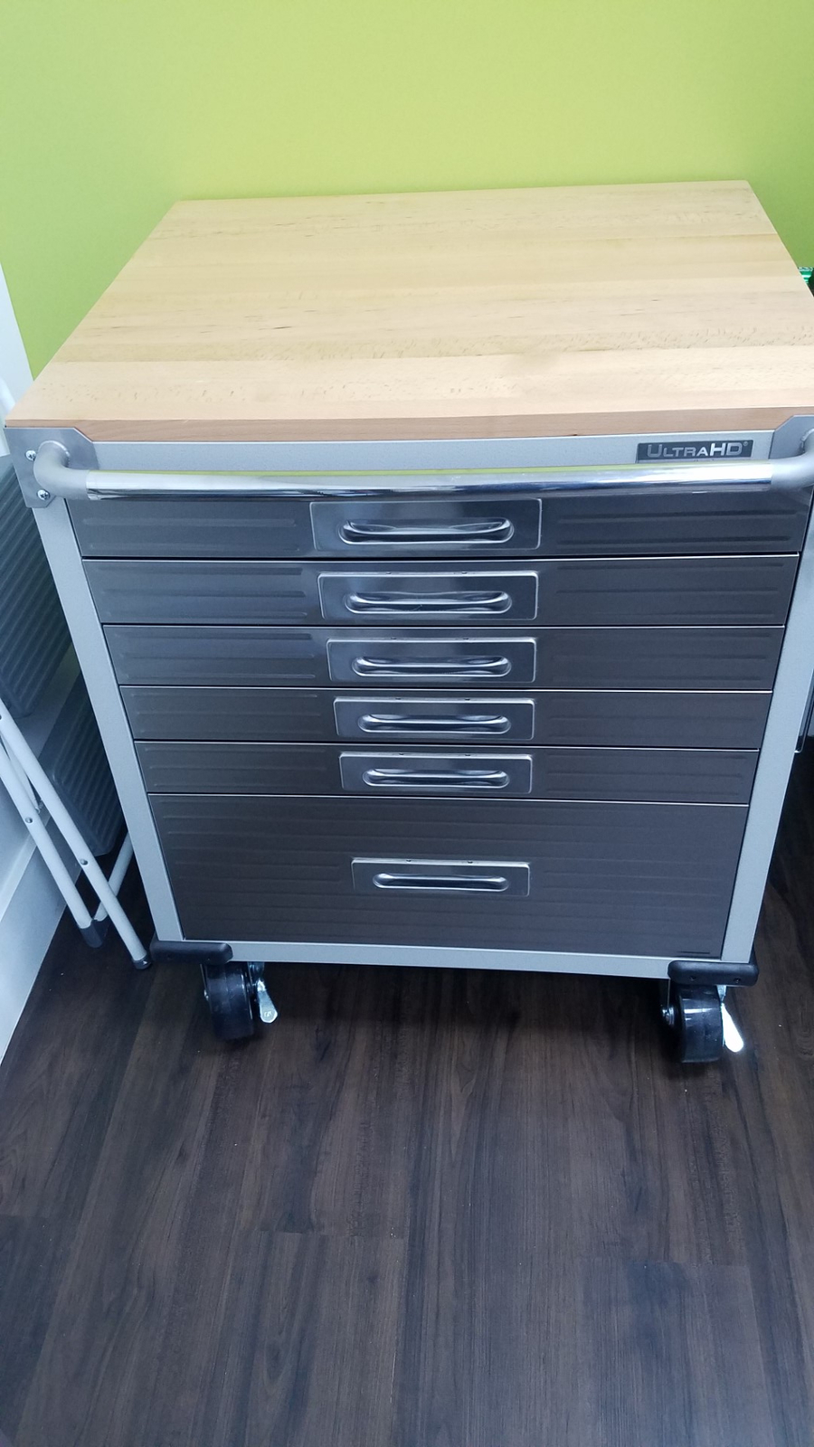 Seville Classics UltraHD Rolling 6Drawer Tool Storage Key Lock
