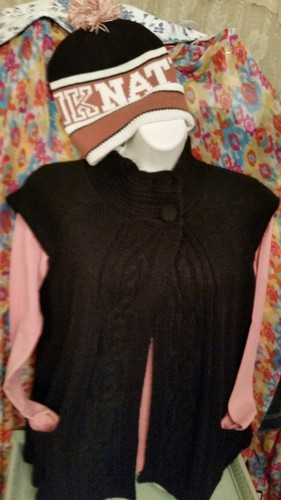 VICTORIA'S SECRET LOT PINK LS TEE NWOT HAT & COWL NECK CARTIGAN L NWT$100 RETAIL