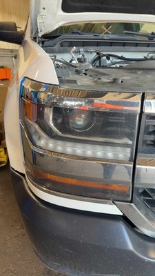 Used Right Headlamp fits: CHEVY SILVERADO 1500 Right 16 17 18 19