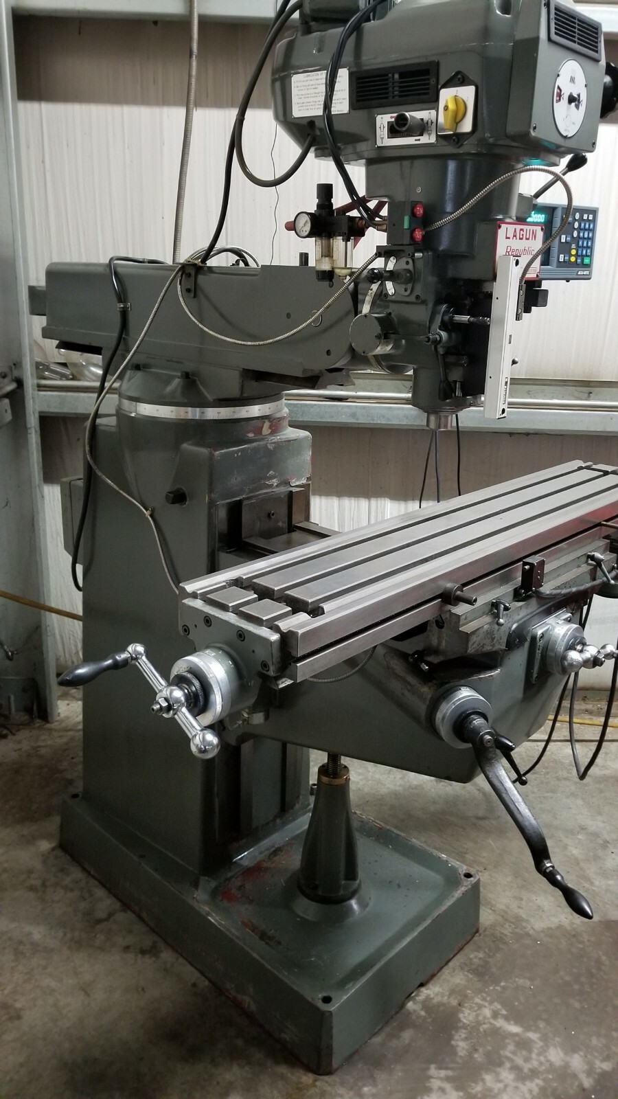 Lagun FTV 2 Vertical Milling Machine