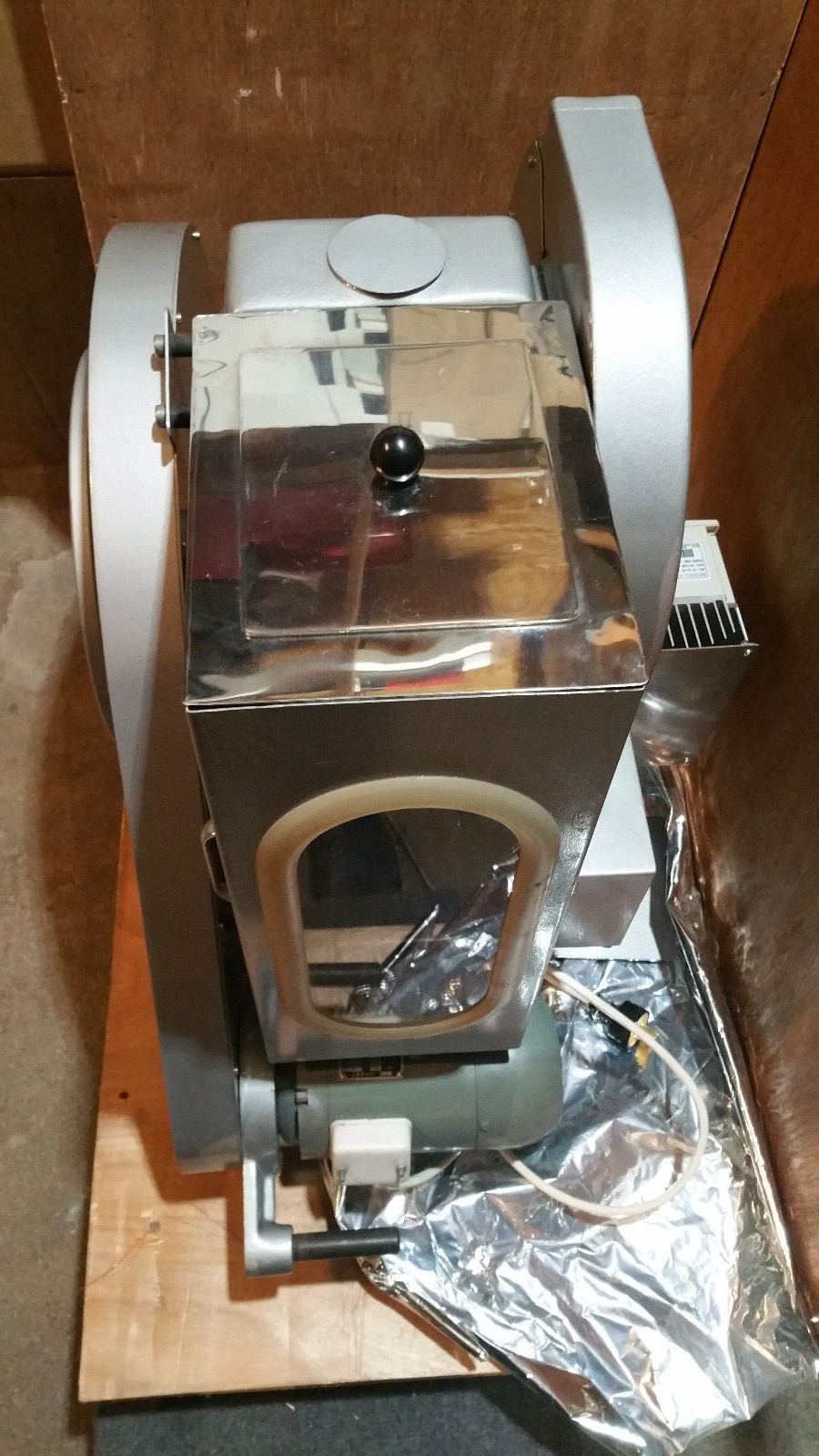 In crate vitamin press DP30A