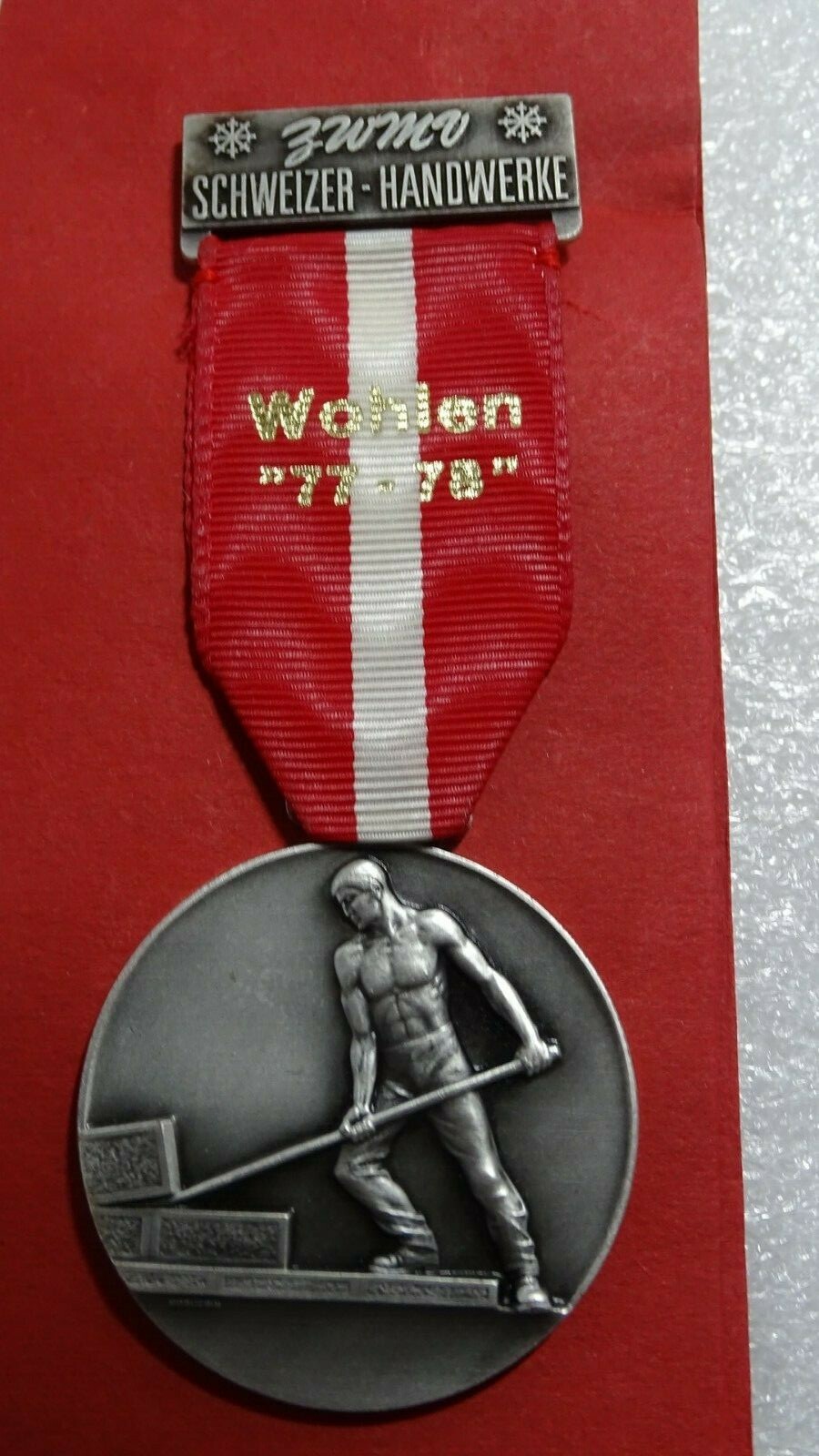 197778-swiss-craftsmen-federation-zwmv-schweizerhandwerke-stone-layer-medal