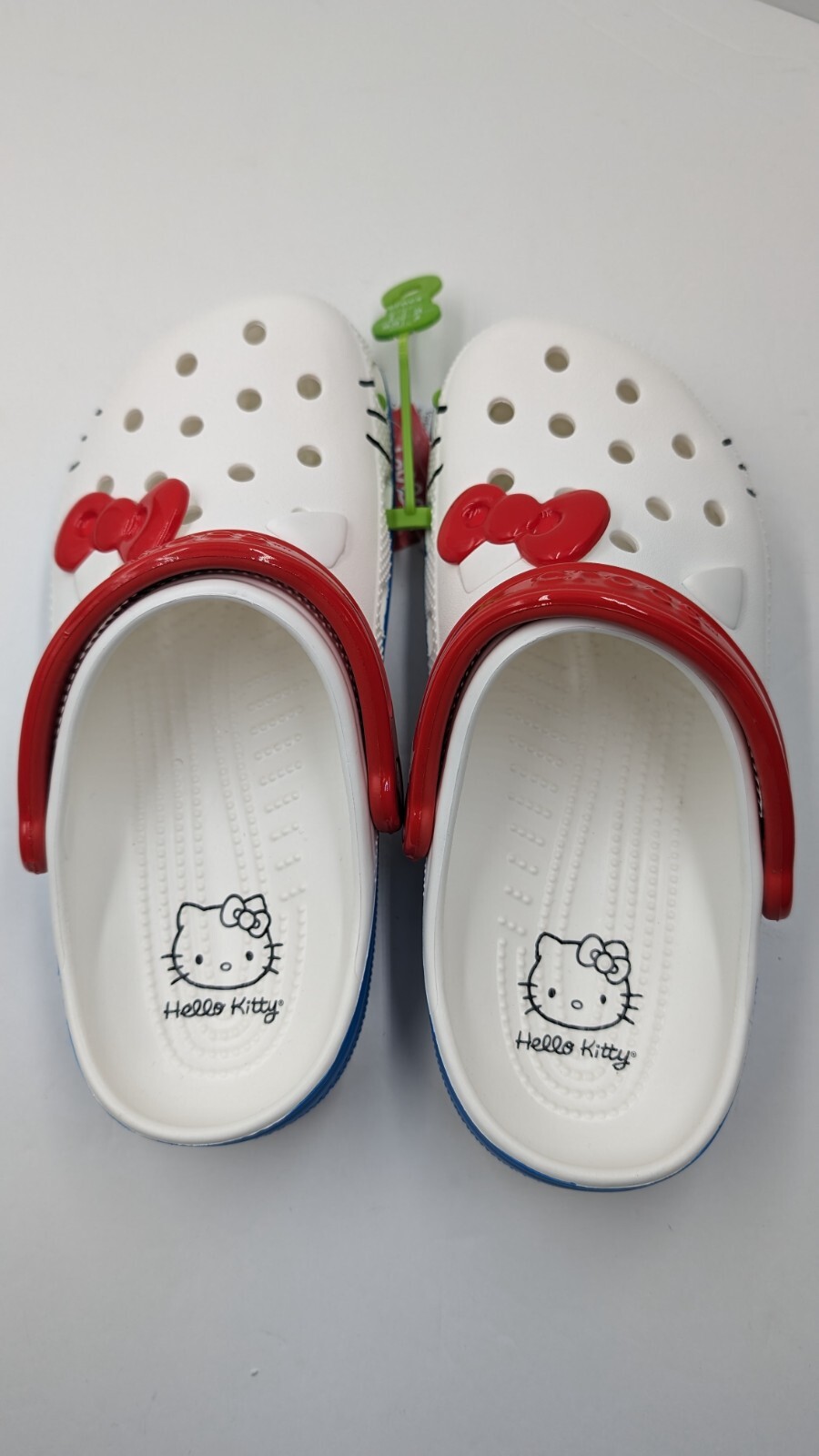 【CROCS】ハローキティ HELLO KITTY RED CLASSIC CLOG Hello Kitty® x Crocs Classic Clog - Red | Journeys