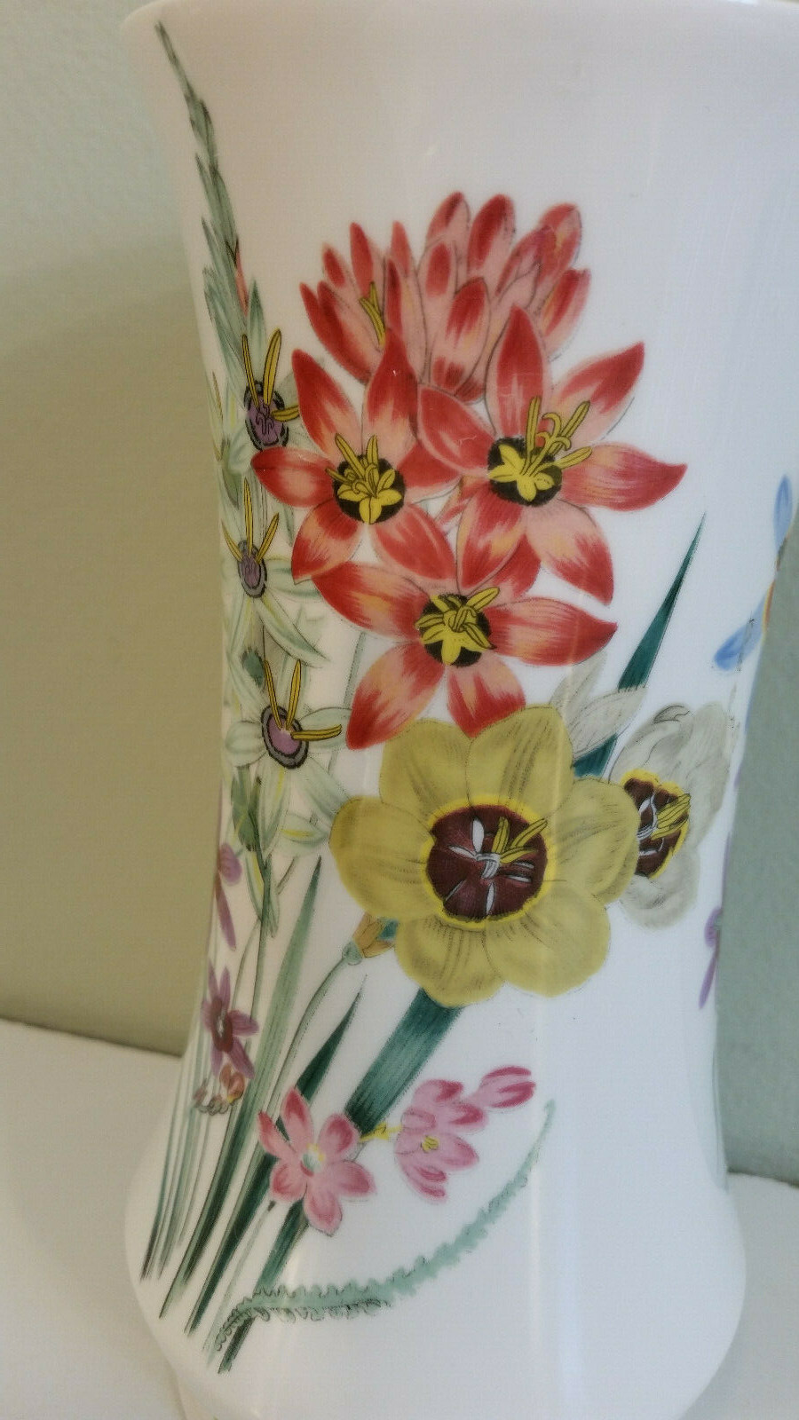 NEW Portmeirion Vase Ladies Flower Garden 'Kyoto Vase' Susan Williams-Ellis 8