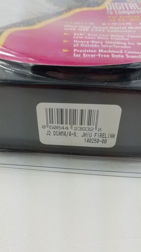 Monster Cable Audio/Video 6ft IEEE 1394 Cable - 4 pin to 4 pin  m-3