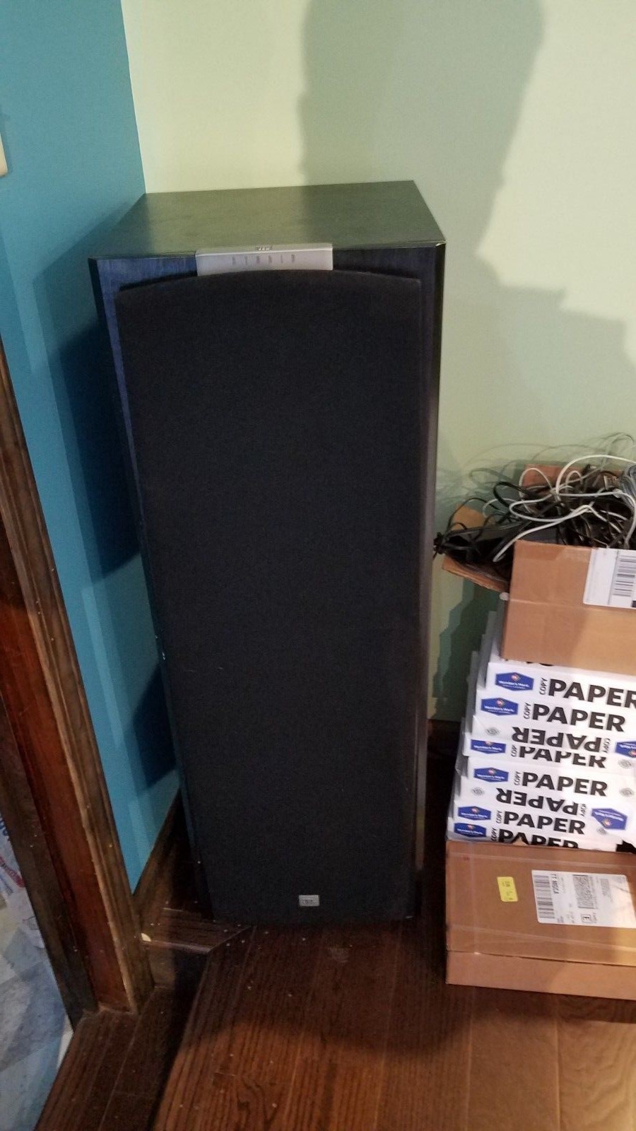 JBL powered tower speakers