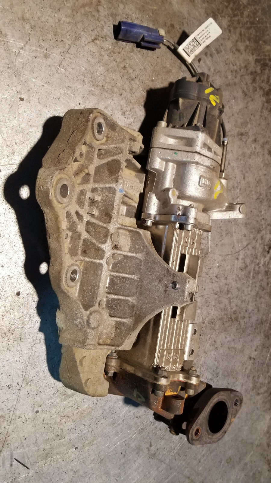 68445601AA 68211310AAA  3.0L ECODIESEL USED EGR COOLER - Picture 6 of 10