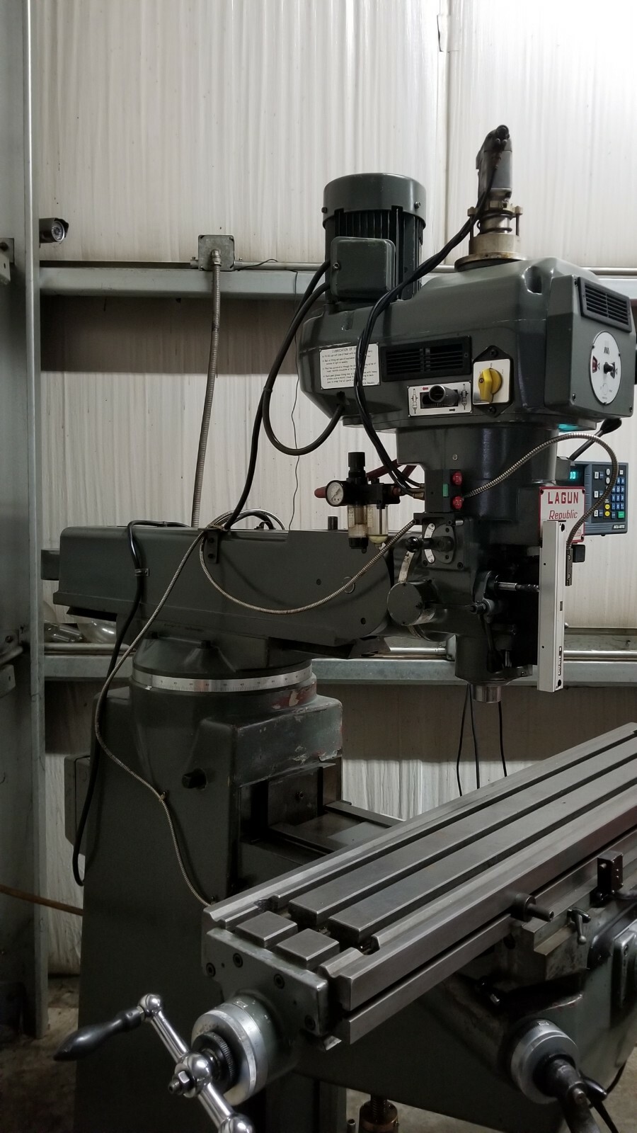 Lagun FTV 2 Vertical Milling Machine