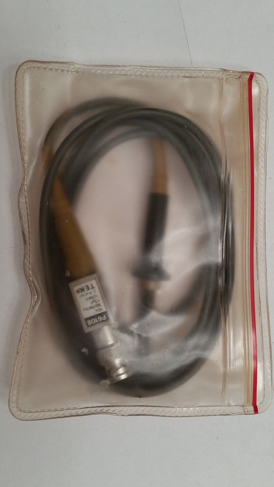 Tektonix TEK P6108 Probe - 10X 100 MHz 13pF 10 M Ohms 2 Meter