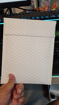 Foto dell'oggetto di un acquirente verificato