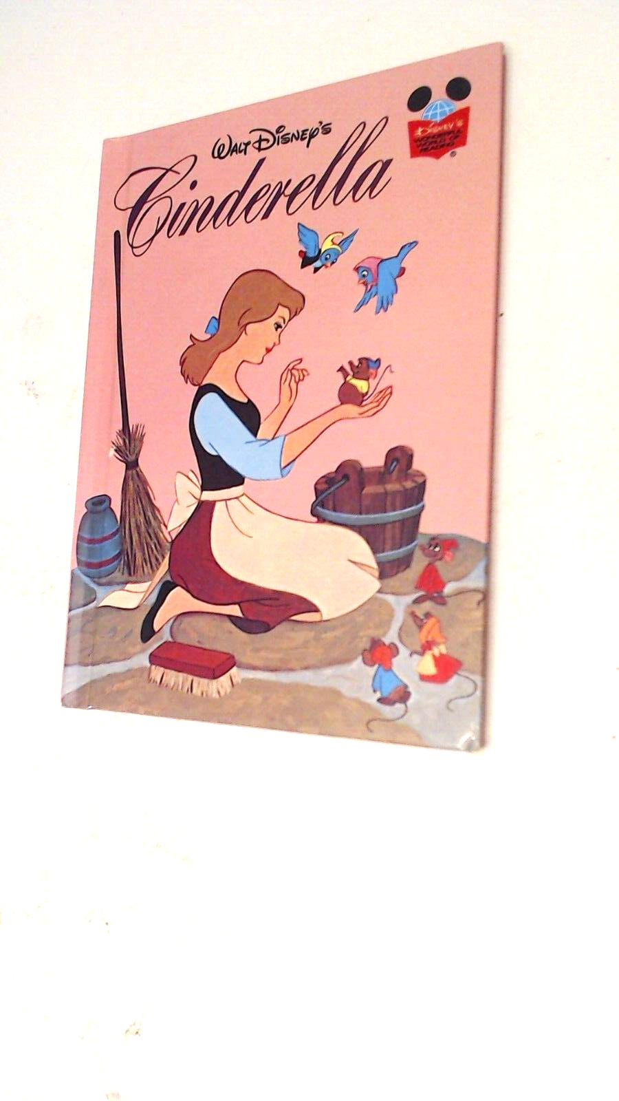 Disney - WALT DISNEY'S CINDERELLA （シンデレラ） Cinderella by Walt Disney. (1974, Hardcover). | eBay