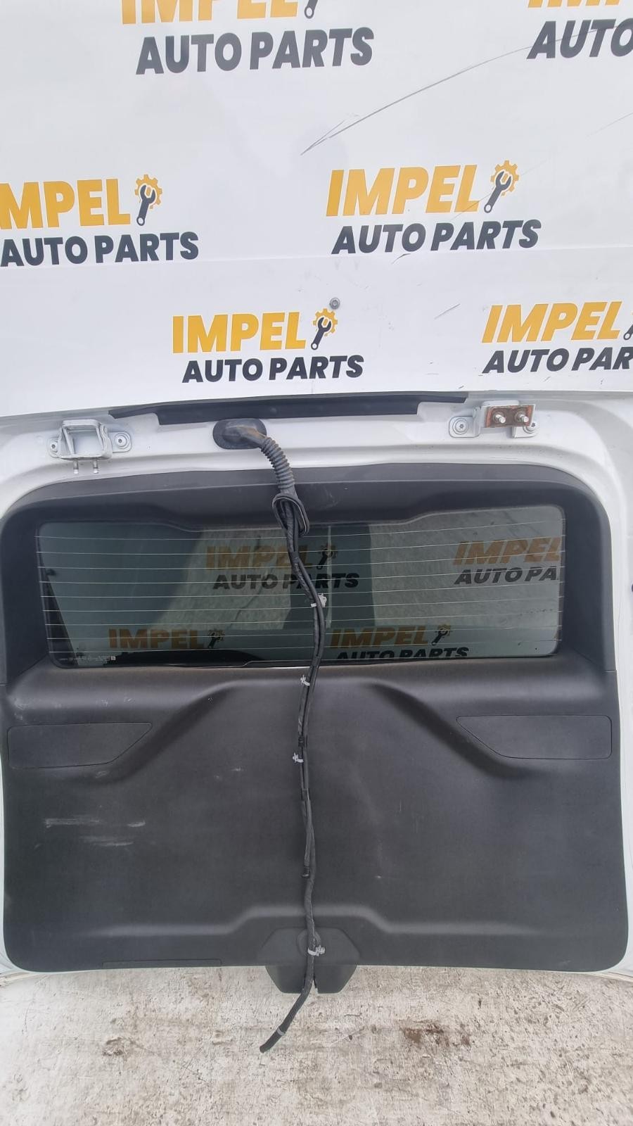 HOLDEN ACADIA AC 08/2018-12/2020 TAILGATE - thumbnail 6