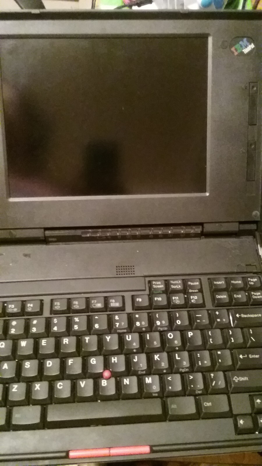IBM Thinkpad 360CS| Works(Read Desc. | 20MB RAM | Comes with Charger & Carry Bag