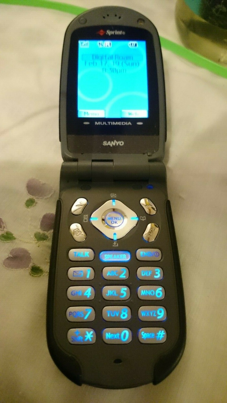 Sanyo MM 7400 - Metallic Red (Sprint) Cellular Flip Phone Tested and Working