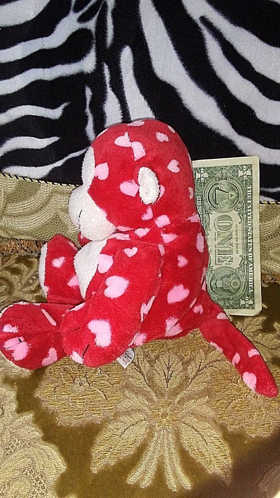 2006 TY PLUFFIES Plush HEARTS MONKEY Red Pink HEARTS Stuffed Beanie Baby Tylux