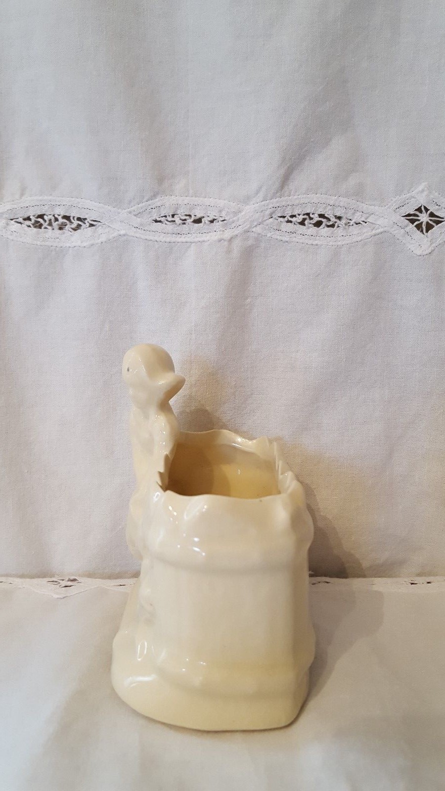 Vintage Shawnee pottery Dutch girl with watering can Vase/planter