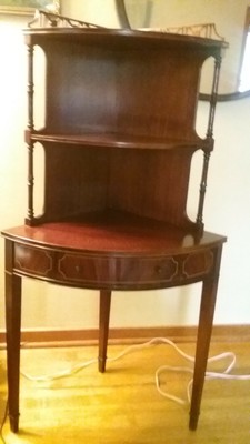Post 1950 Corner Tables Vatican