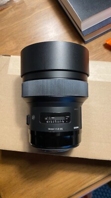 Sigma Canon EF 14mm F/1.8 DG HSM Lens