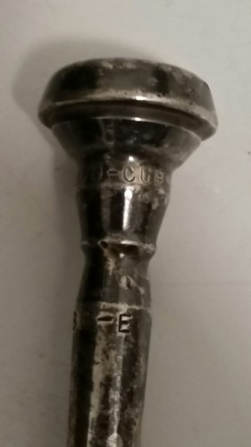 VINTAGE BUESCHER TRUE TONE DUO CUP  TRUMPET MOUTHPIECE USA  88-E