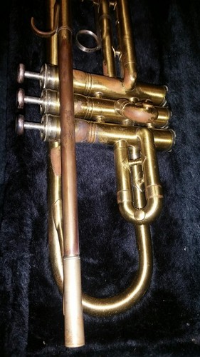 Vintage King Cleveland 600 Trumpet & Hard Case 1970's