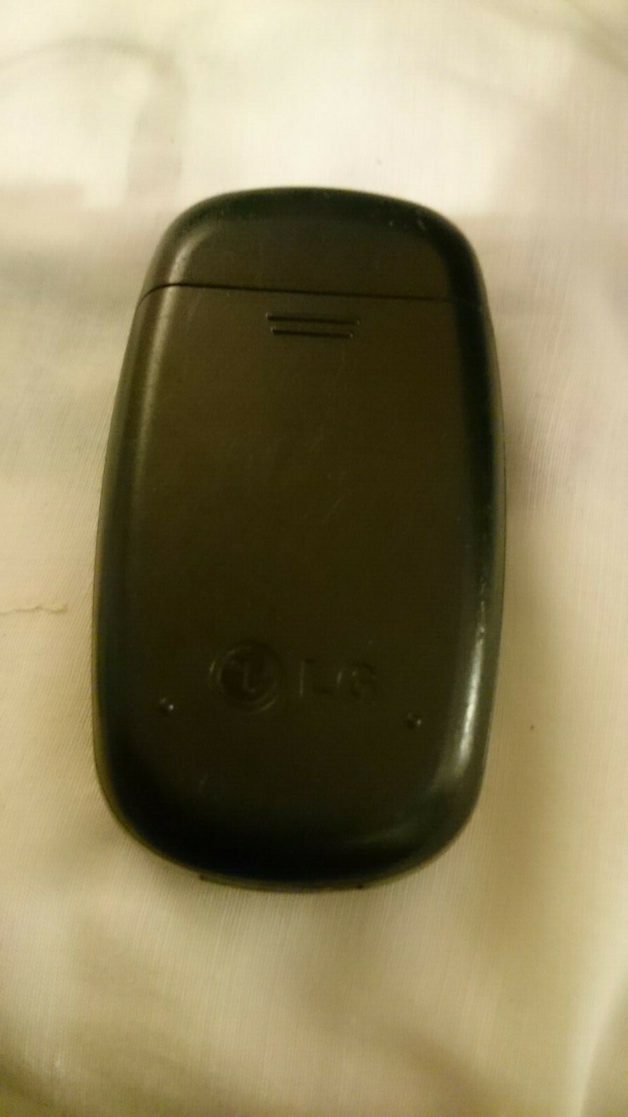 LG 200C - Silver (TracFone) Cellular Flip Phone UNTESTED FOR PARTS