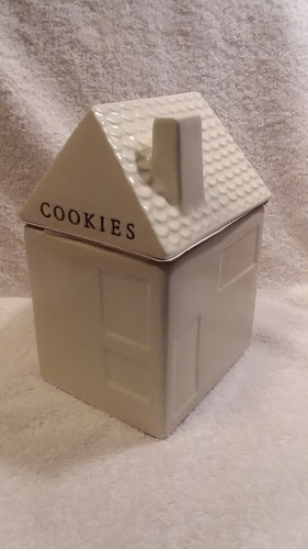 Hearth and Hand Magnolia House Cookie Jar Stoneware White Cream 2018 New!