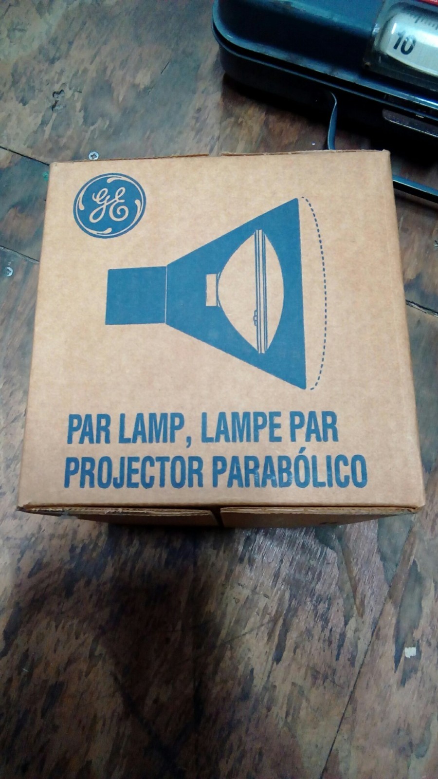 GE 300 WATTS PAR 56 12 VOLTS PROJECTOR LAMPS, PART # 23427 - QTY. OF 3