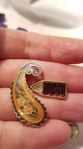 9 pair Purple Peicered Earrings. Hoops, Dangle, Stone, Paisley (8)