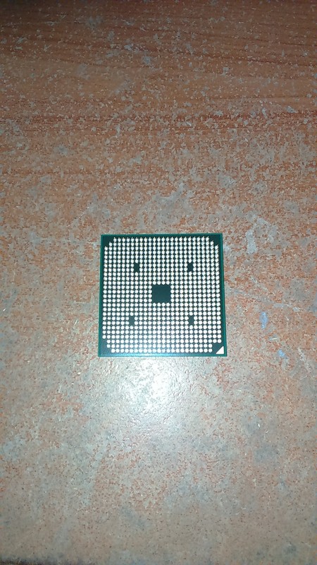 Processeur Intel Slb6l Celeron M 585 2,167 Ghz Socket P