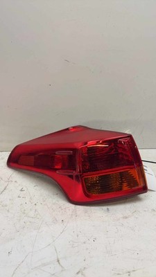 Used Left Quarter Panel Mount Tail Light fits: TOYOTA RAV-4 Left 13 14 15