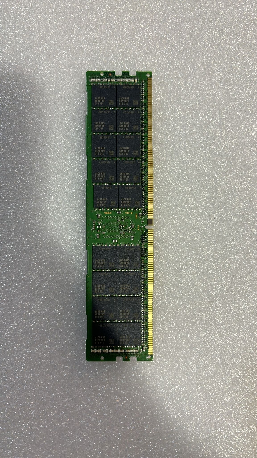 P03053-0A1 HPE 64GB (1x64GB) Dual Rank x4 DDR4-29333 Memory P06192-001 - Picture 3 of 3