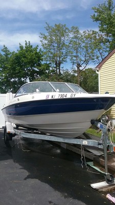 185 Bayline Bowrider with Trailer