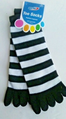NEW PGM Toe Socks RN112031 Fashion Legwear Sock Size 9-11 Black/White item#70410