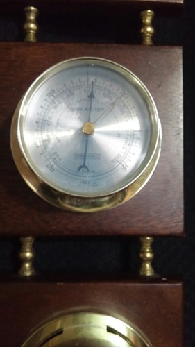 Vintage Springfield Instrument Company Thermometer Barometer Humidity With Key