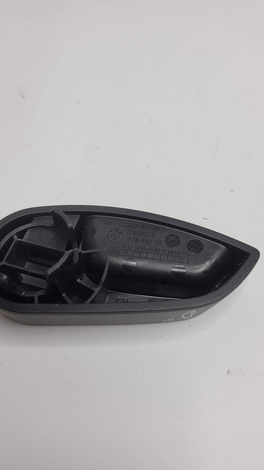 0 Bmw M3 Bonnet Hood Opener Release Handle Lid 67938323 image 5