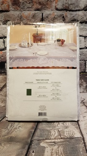 Vtg Holiday Style Lace  Tablecloth 52