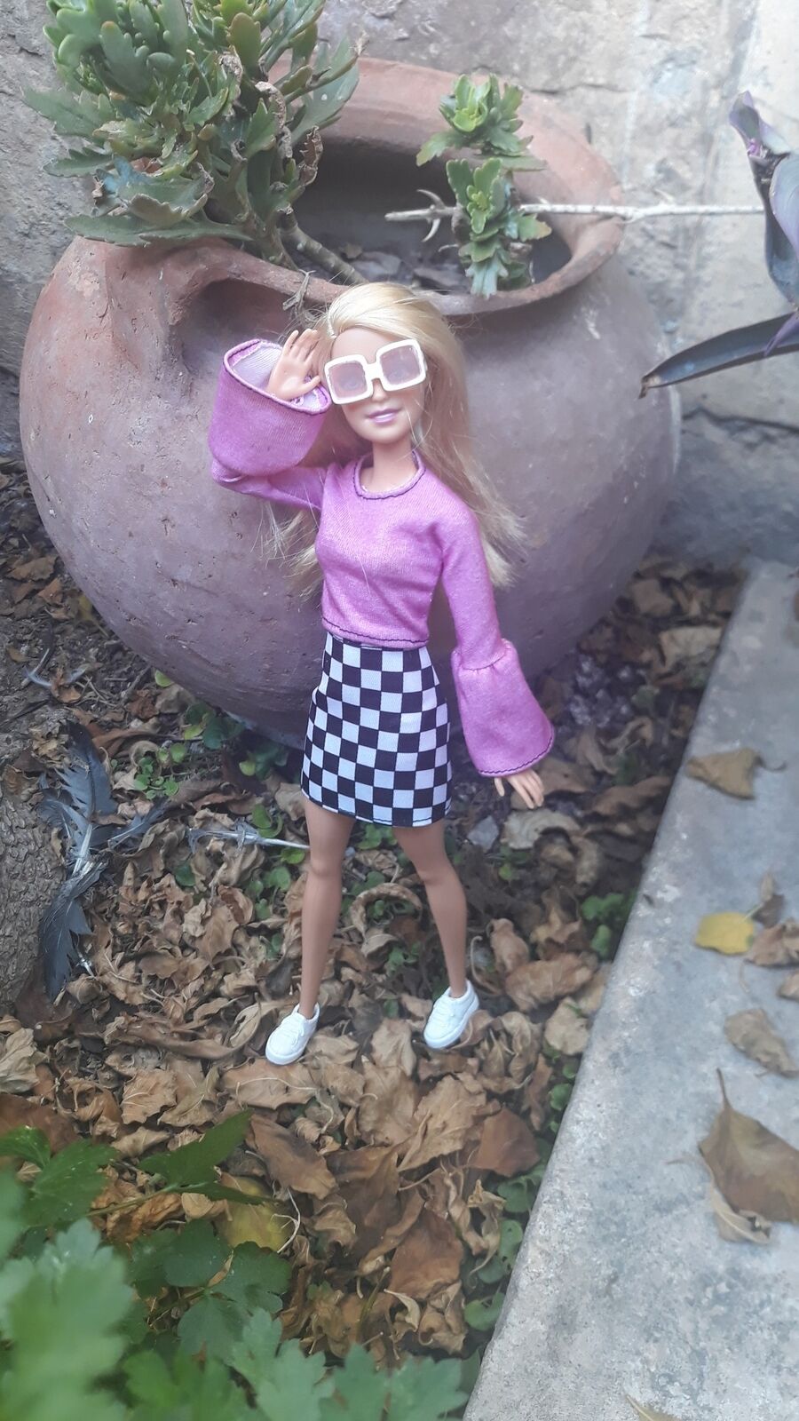 Year 2018 Barbie Fashionistas #104 Caucasian Doll FXL44 Pink Year 2018 Barbie Fashionistas #104 Caucasian Doll FXL44 Pink
