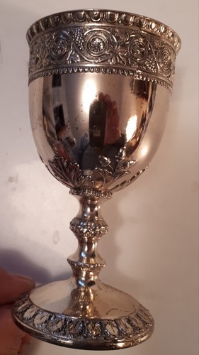 SET OF 4 BEAUTIFUL MEDIUM GOBLETS-PLATED EMBOSSED METAL-EXCELLENT-NEW & UNUSED
