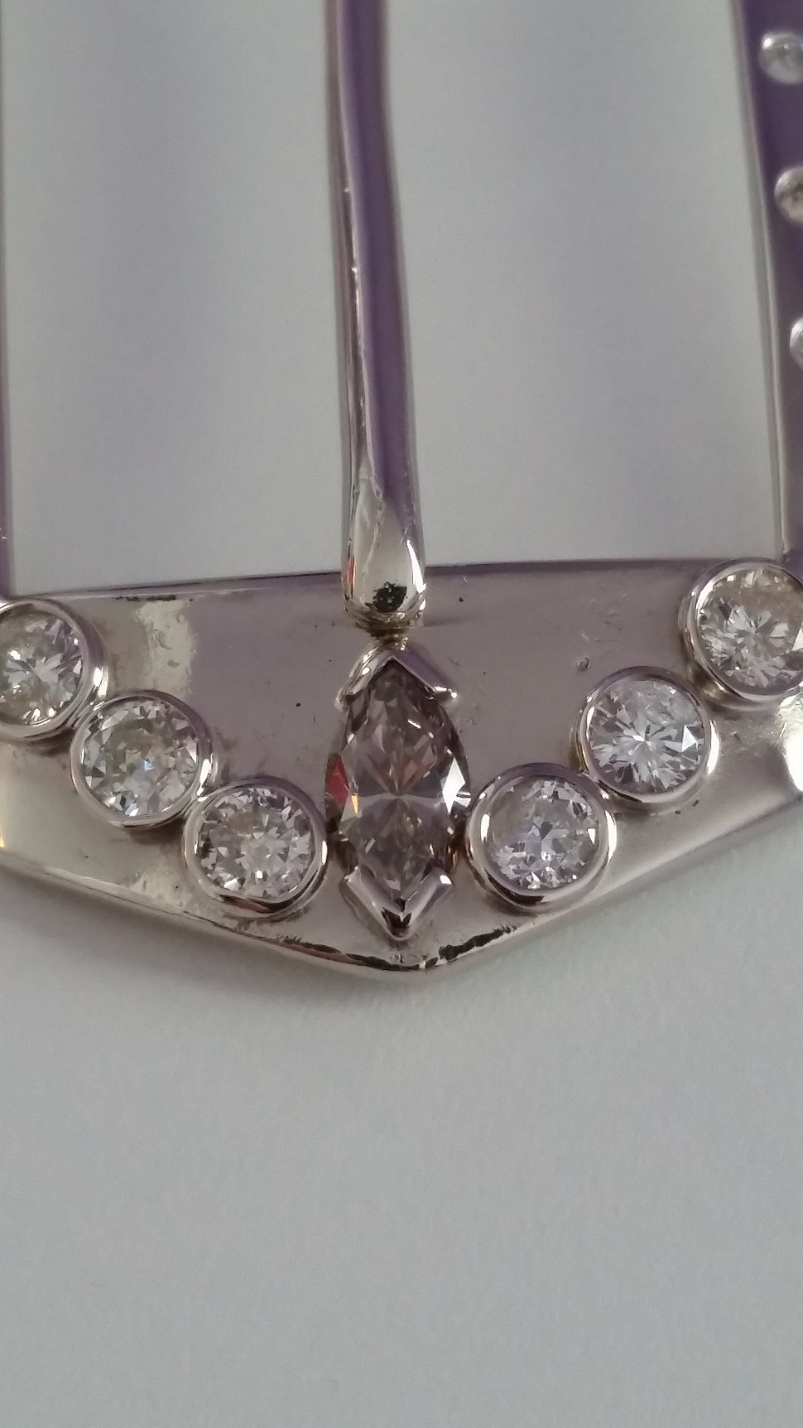 14 K White Gold Belt Buckle Cognac Diamond