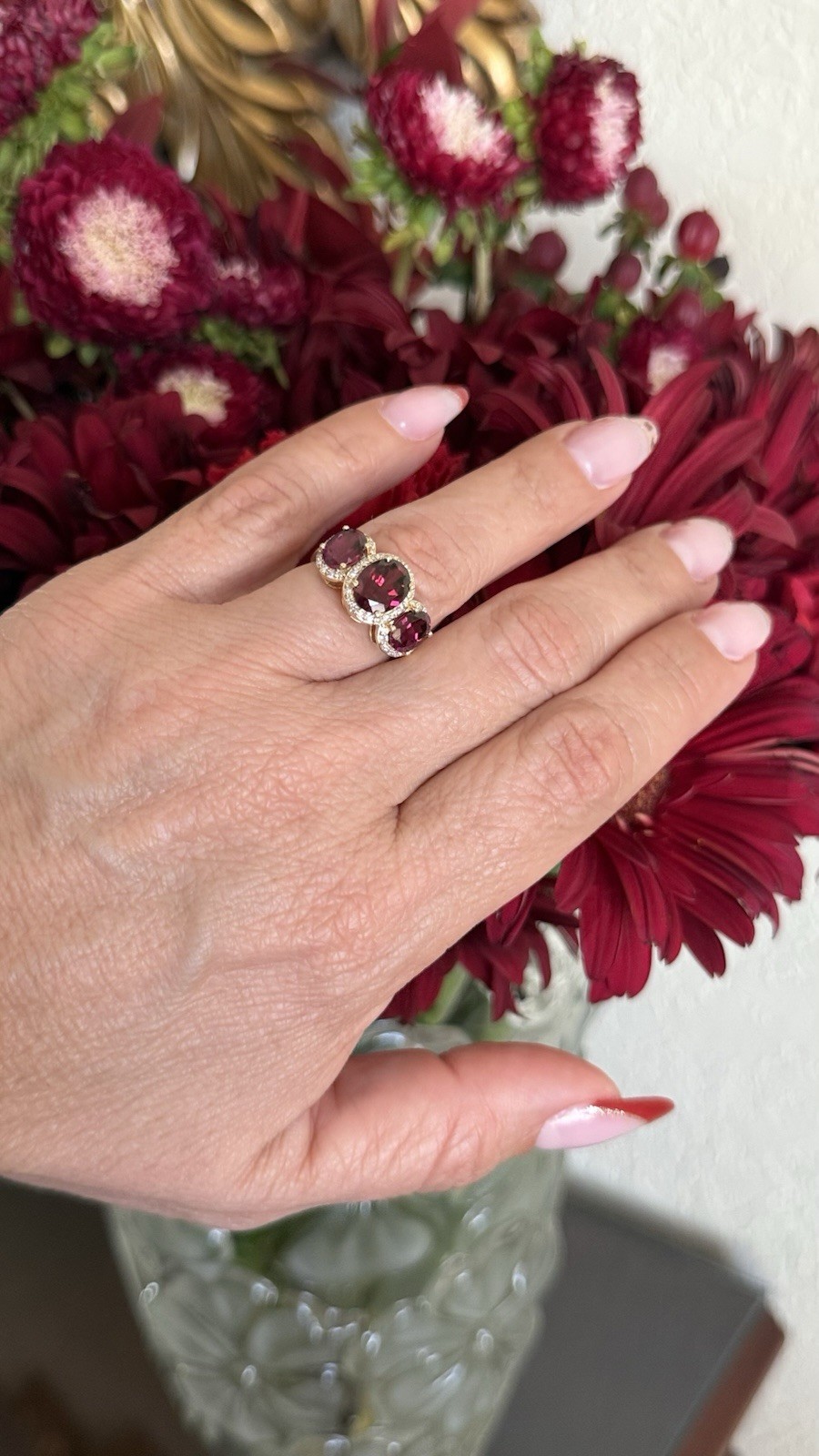 10K Yellow Gold Genuine Rhodolite Garnet & Diamond Three Stone Ring, Sz 6.5, New - Picture 4 of 11
